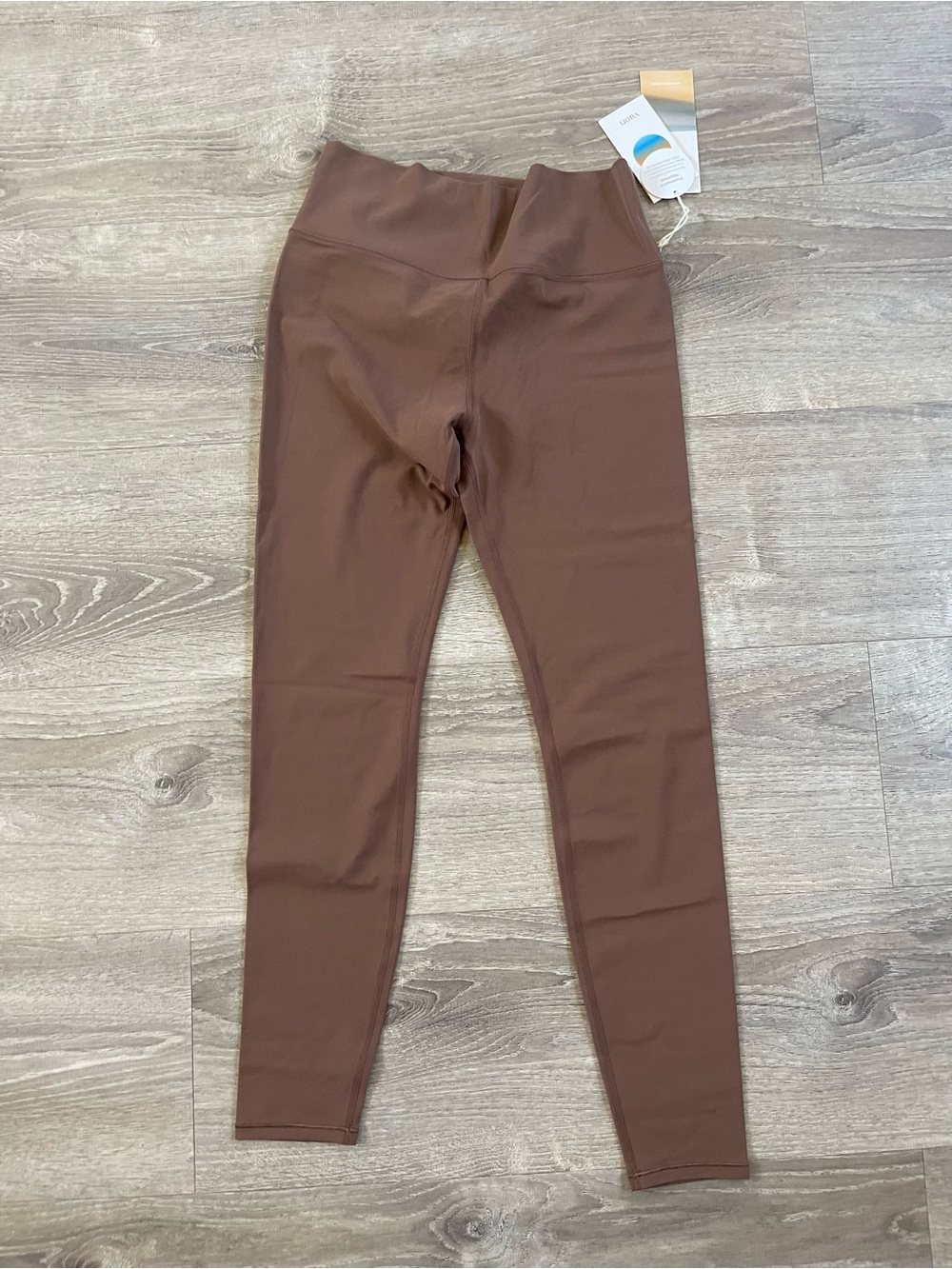 Vouri all the feel High-Waist Leggings Color is pepper. Brand new tags large